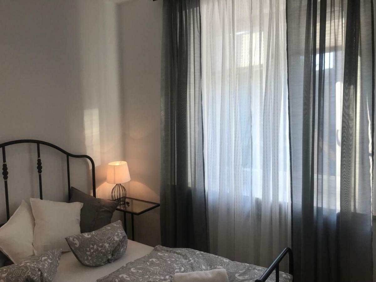 Stare Miasto Swietojerska 12 Apartment Варшава Екстериор снимка
