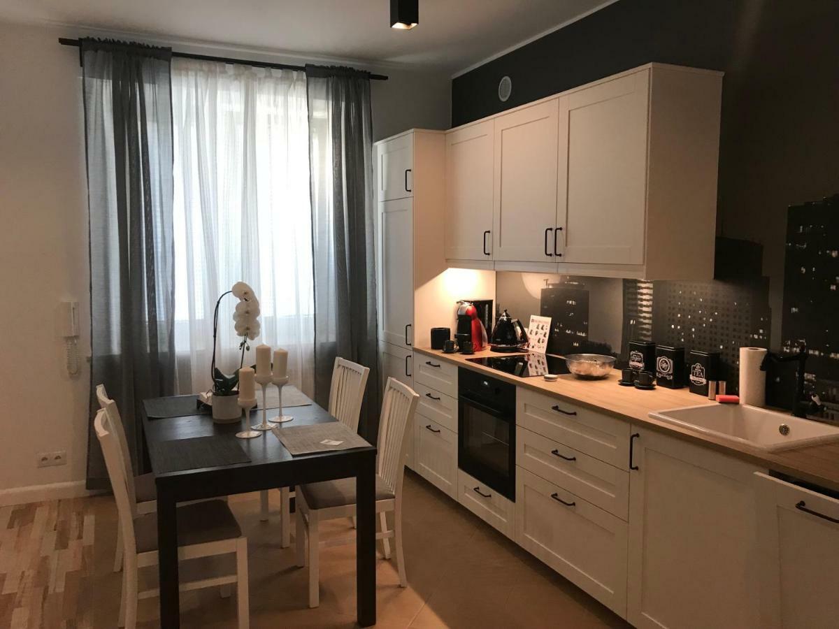 Stare Miasto Swietojerska 12 Apartment Варшава Екстериор снимка